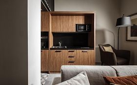 1926 Le Parisot Boutique Suites